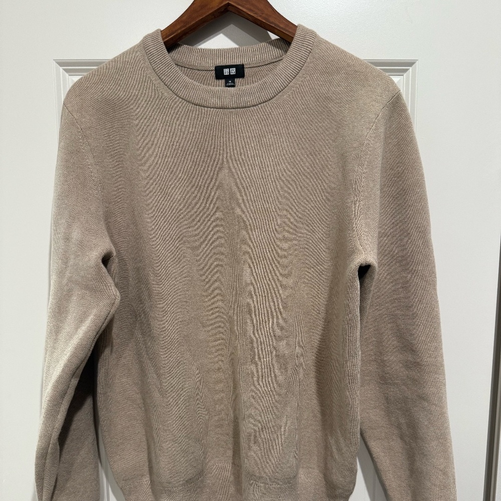 Uniqlo Sweater Medium Cream